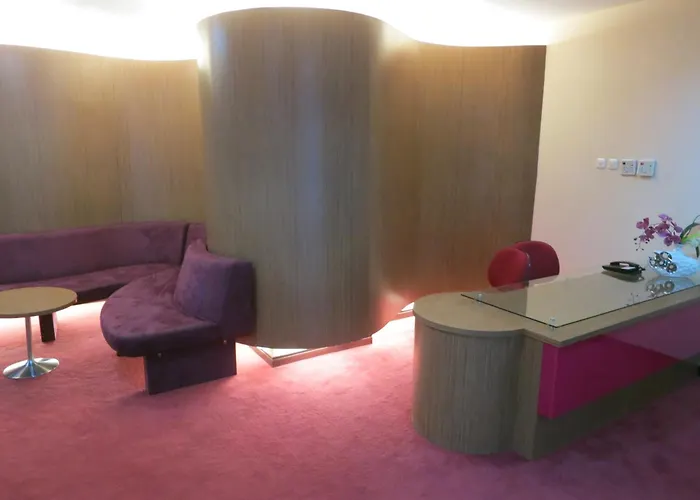 favehotel MEX Tunjungan Surabaya