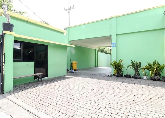 Hotel Cemara Surabaya